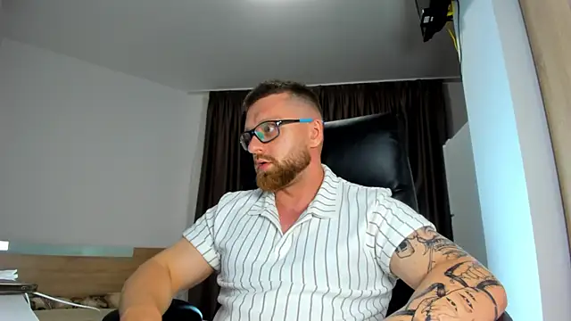 Findom_guy webcam