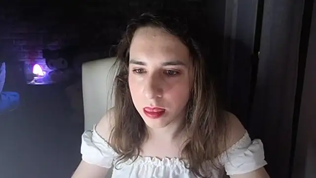 Alice_Tgirl's room