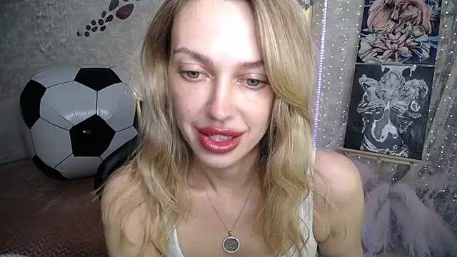 NickyAdamidi webcam