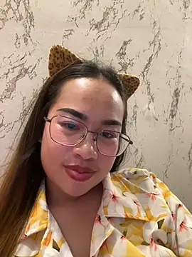 Ponthip webcam
