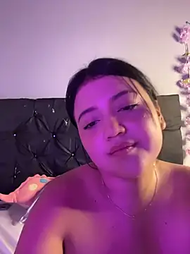 alisson_carolina73 webcam