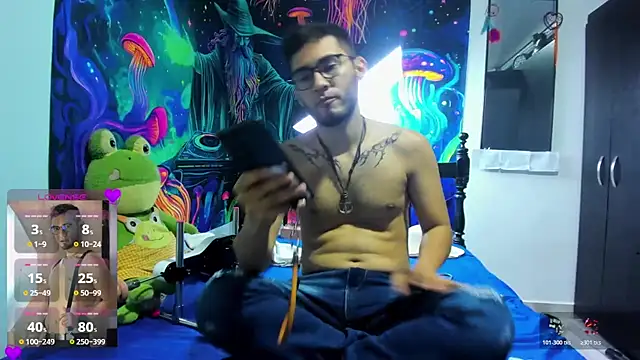 ALEX_XANDER_ live cam on StripChat