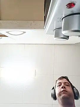 danyelC2 live cam on StripChat