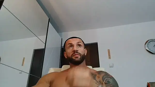 Magnificmuscles89 webcam