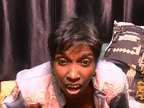 Fuckable_Nasty_MILF webcam