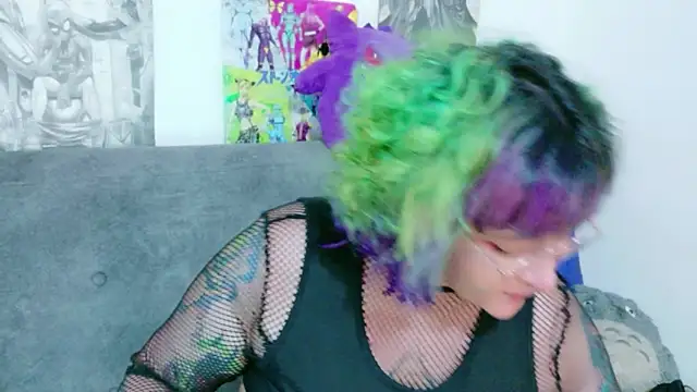 XxGreenGoodxX webcam