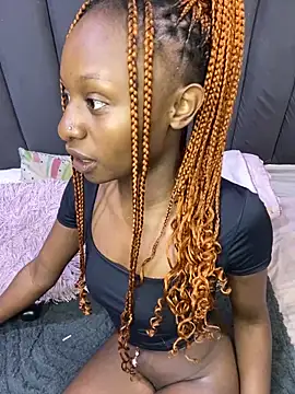 LonelyQueenxx25 webcam