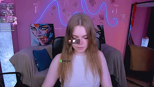 veronica_bubble webcam