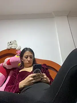 HeyAmaraa webcam