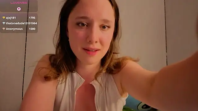 hunny_ines webcam