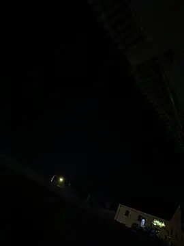 Goldenmoncsy webcam