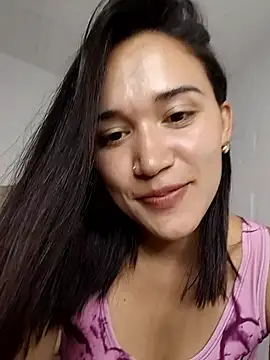 DaniRivers_ webcam