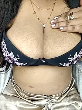Curvy_Pooja webcam