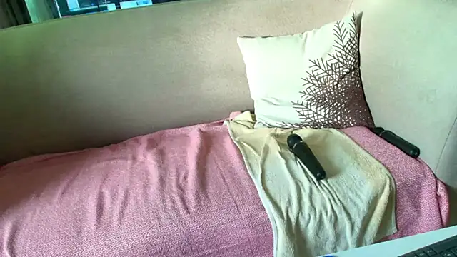HotBiPaar live cam on StripChat