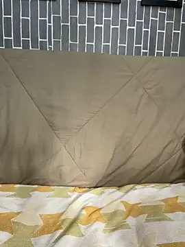 escape_with_me webcam