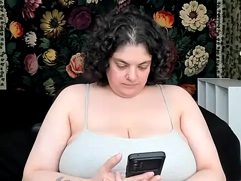 Exxxotic_Melons webcam