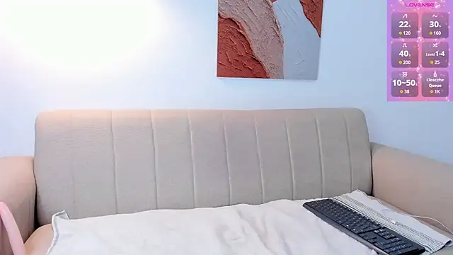 nyx_velvet webcam