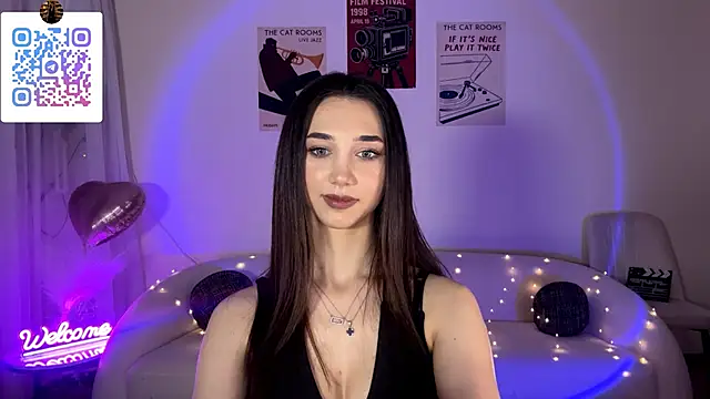 LinaMour webcam