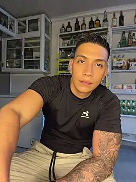OliverWest04 webcam