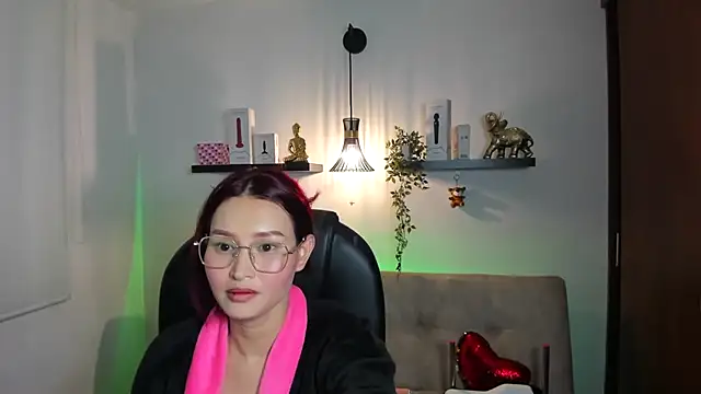 naomy_stanley_ - Naomy_Stanley_'s free webcam - UK Sex Cams