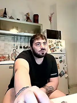 bear_skinny webcam