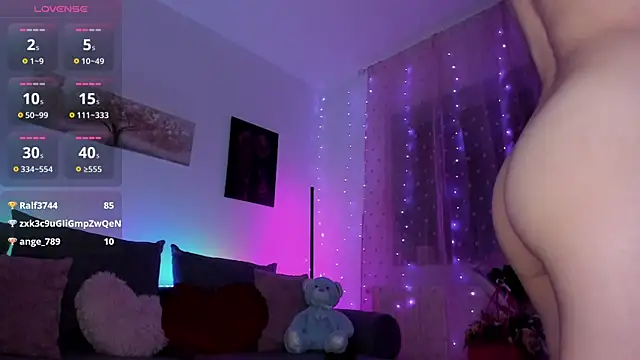 AyanaDesire webcam