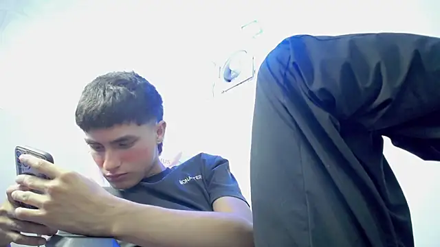 AAA_WHITE webcam