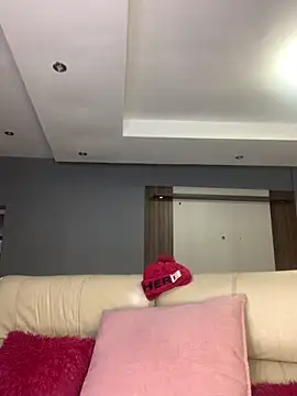VeryGoodBadGirl1 webcam