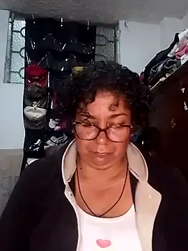 pupi-lanegra (F milf) - Follar coño