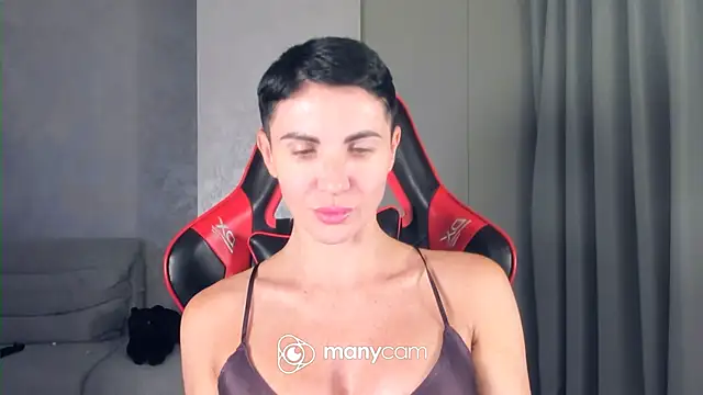 Angel_iam webcam