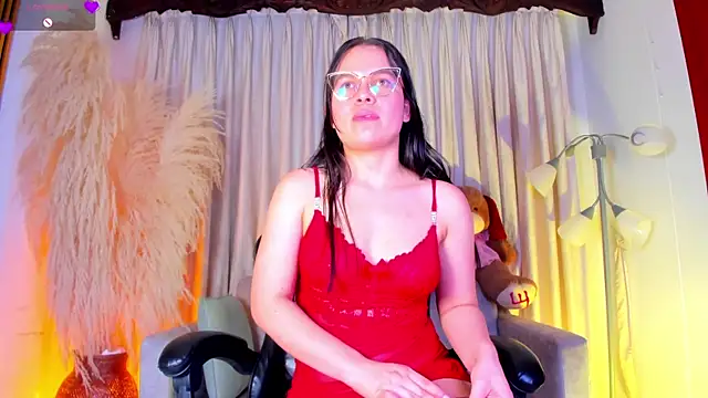 alejagarcia_ (F teen) - RUB MY ASSHOLE SHOW AND FUCK WITH FINGER