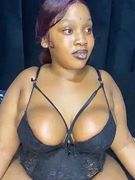 THICKBARBIE32 webcam