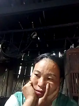 Maikha08 webcam