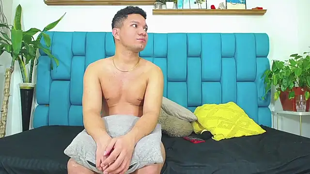 stephen_angel (Ask my age) - all nake and fuck face