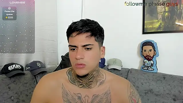 sweetlatinoboy webcam