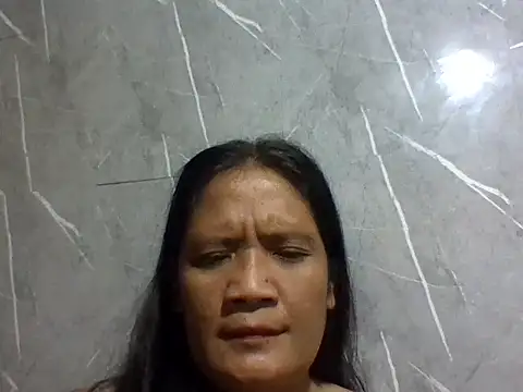 PinayZaira webcam
