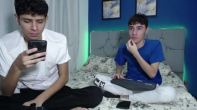 thiago_and_gael (G twink) - fuck face