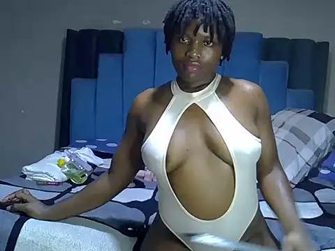 melanin_moon webcam