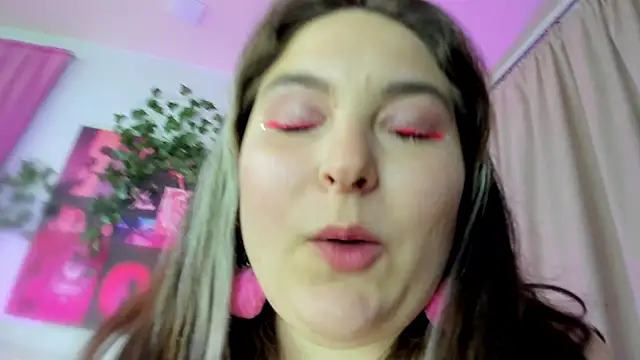 burleskkate (F young) - dildo pussie?
