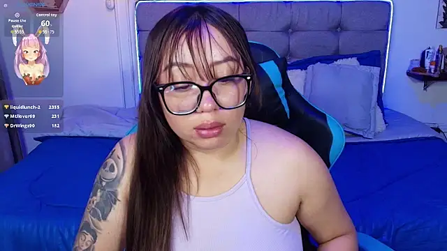 Kata_Bigboobs webcam