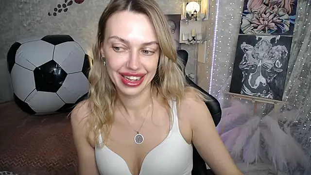 NickyAdamidi webcam
