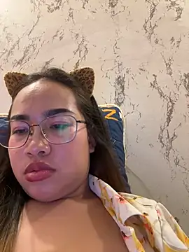 Ponthip webcam