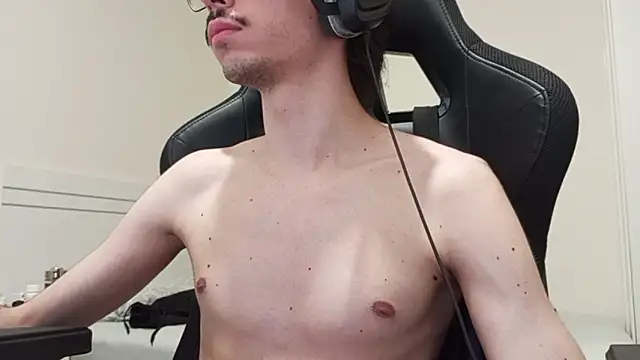 gabrielNovin17cm webcam