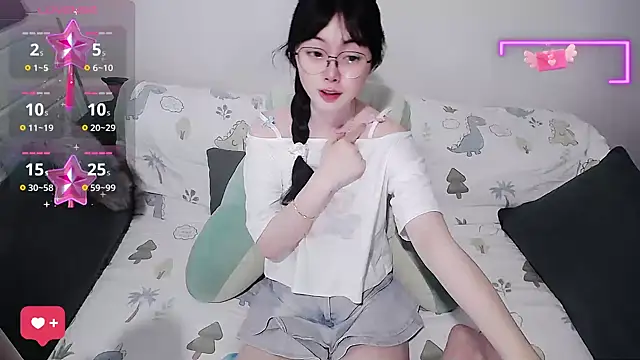 baby-yaya20 live cam on StripChat