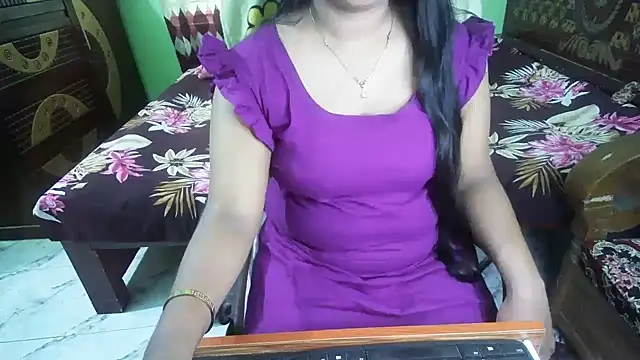 BengaliQueenStar webcam