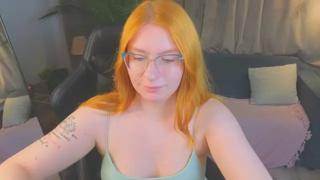 alicebrightside - AliceBrightside's free webcam - UK Sex Cams