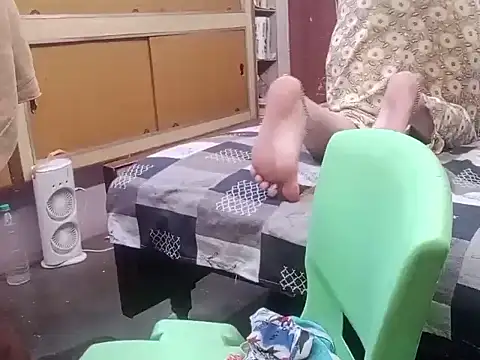 manustripjob webcam