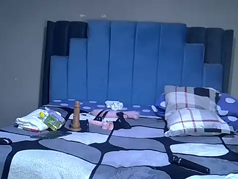 melanin_moon webcam