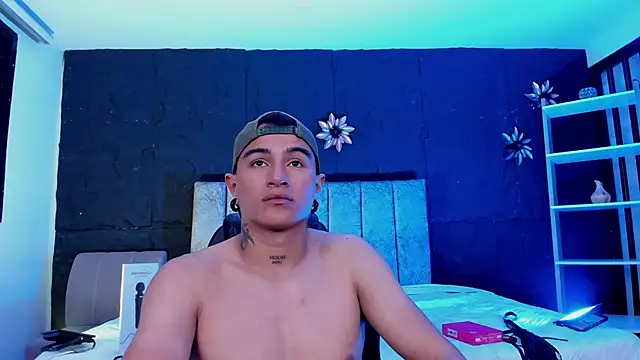 LiamDeep webcam