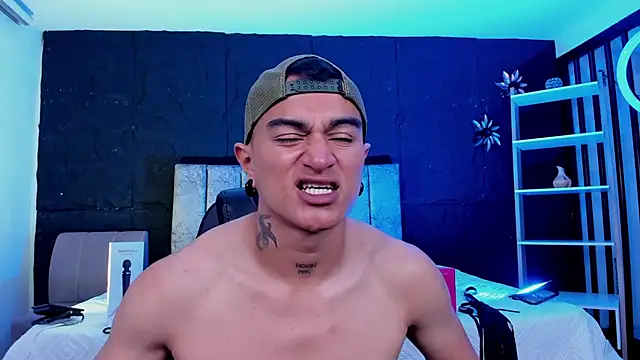 LiamDeep webcam
